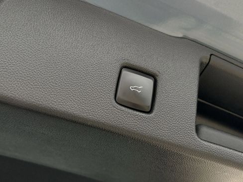 Certified 2023 Ford Escape ST-Line Select image 30