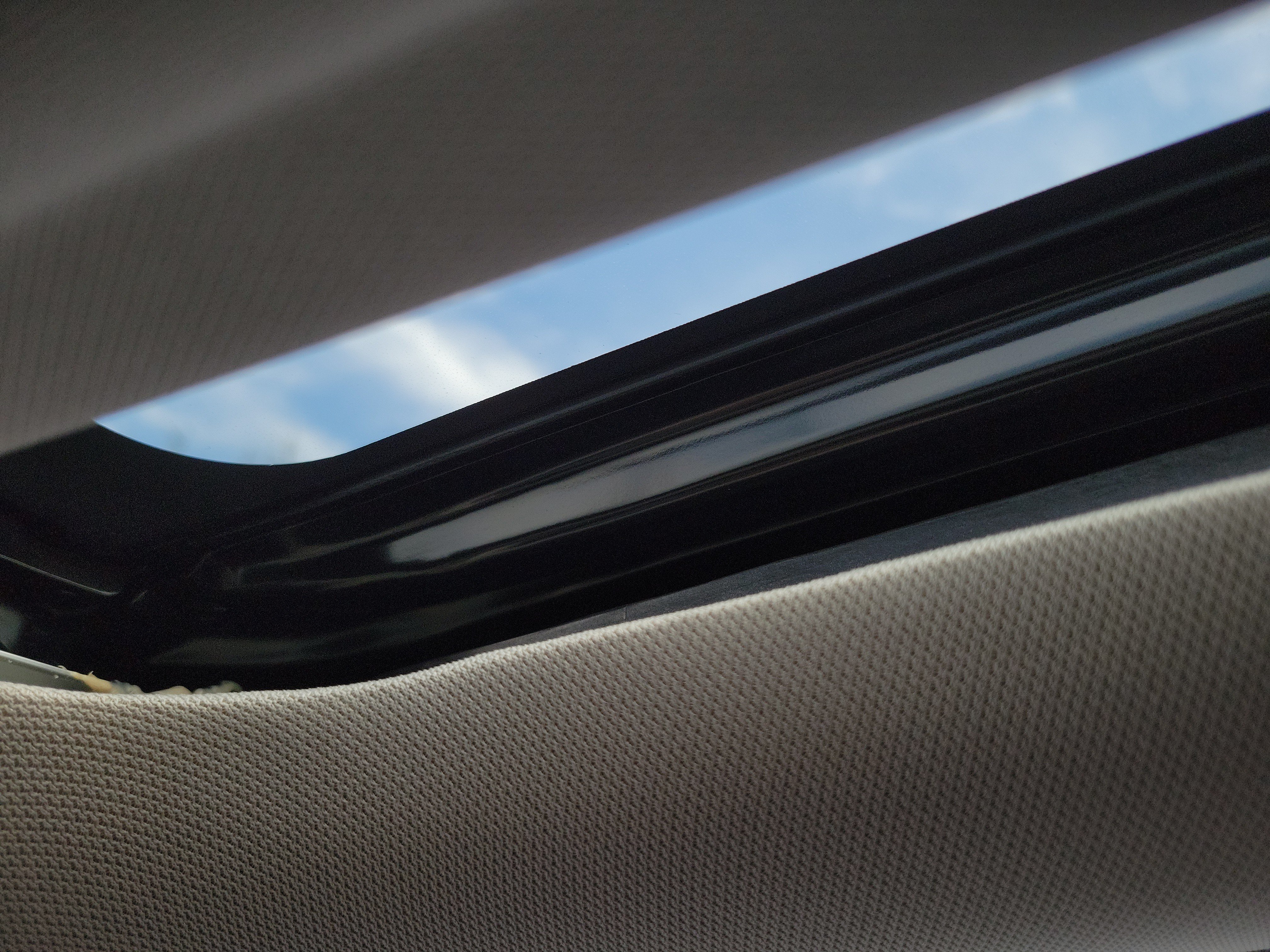 Used 2026 Honda HR-V EX-L image 30