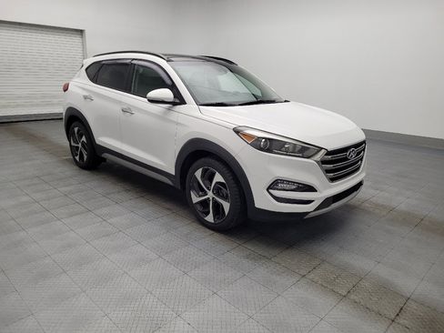 Used 2017 Hyundai Tucson Limited w/ Limited Ultimate Package 03 FWD image 11