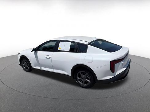 Used 2025 Kia K4 FWD image 12