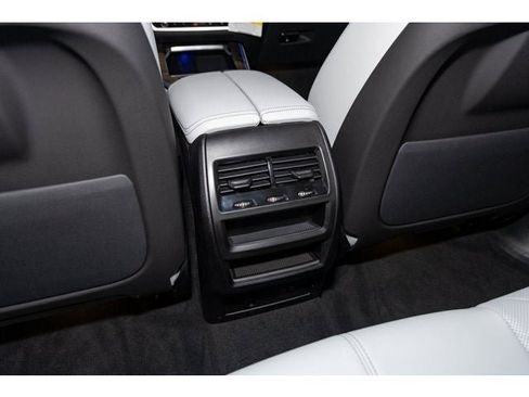 New 2026 BMW X5 xDrive40i image 78