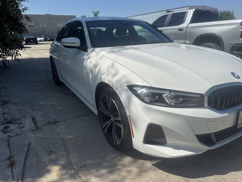 Used 2023 BMW 330i Sedan w/ Parking Assistance Package RWD image 9