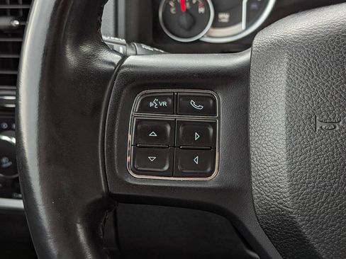 Used 2017 RAM 1500 Big Horn AWD/4WD image 23