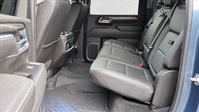 Used 2025 Chevrolet Silverado 2500 LTZ w/ LTZ Convenience Package AWD/4WD image 20