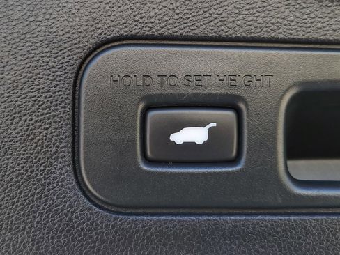 Used 2023 Acura MDX SH-AWD w/ Technology Package image 11