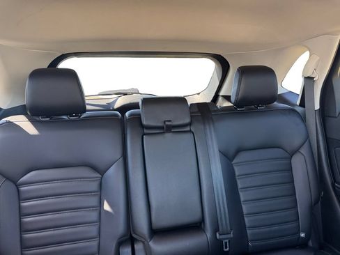 Used 2024 Ford Edge SEL AWD/4WD image 14