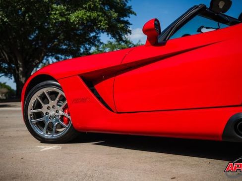 Used 2004 Dodge Viper SRT-10 RWD image 28