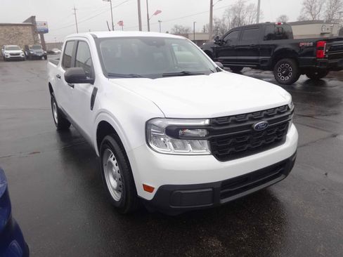 Used 2022 Ford Maverick XL image 1