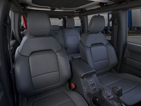 Used 2025 Ford Bronco Badlands AWD/4WD image 35