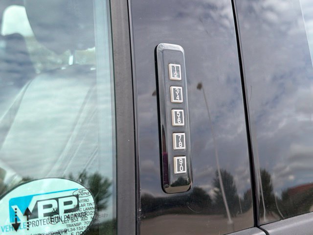 Used 2019 Ford F150 XLT w/ Equipment Group 302A Luxury AWD/4WD image 13