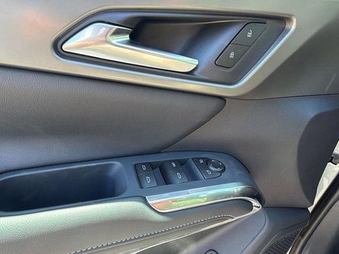 New 2026 Chevrolet Traverse LT FWD image 12
