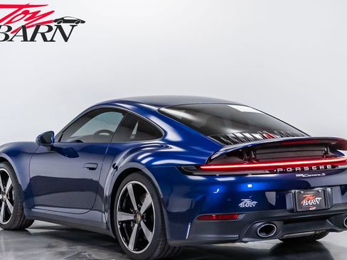 Used 2025 Porsche 911 Carrera S RWD image 3