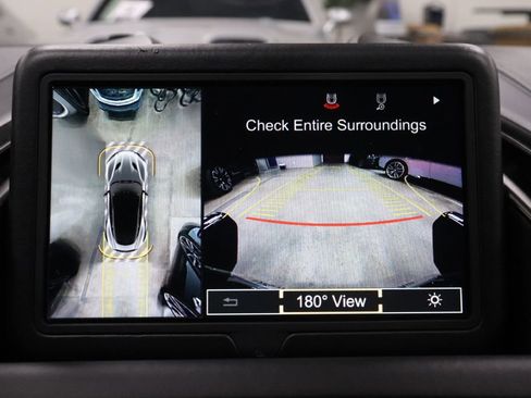 Used 2019 Aston Martin DBS Superleggera image 16