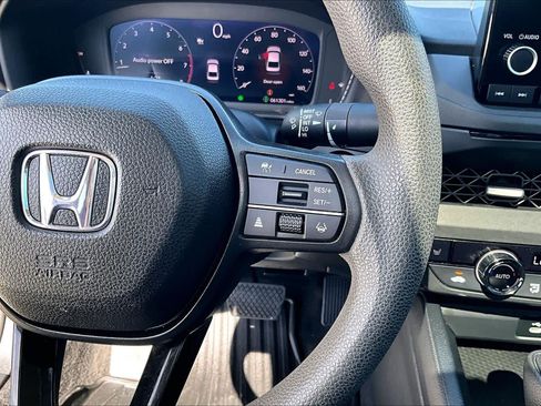 Used 2023 Honda Accord EX image 23