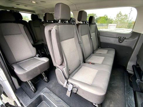 Used 2023 Ford Transit 350 XLT image 18