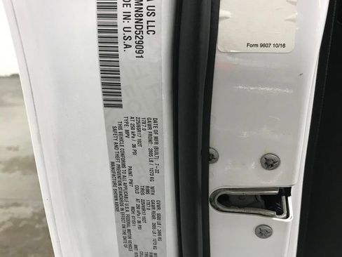 Certified 2022 Jeep Cherokee Latitude Lux w/ Sun & Sound Group image 49