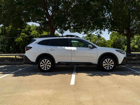 Used 2022 Subaru Outback Premium w/ Popular Package #1 AWD/4WD image 10