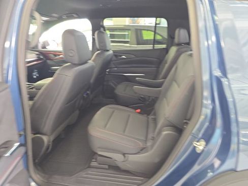 Certified 2025 Chevrolet Traverse Z71 AWD/4WD image 10