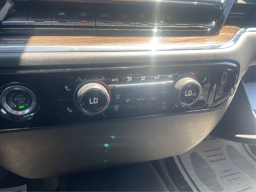 Used 2024 Chevrolet Silverado 1500 LT AWD/4WD image 27