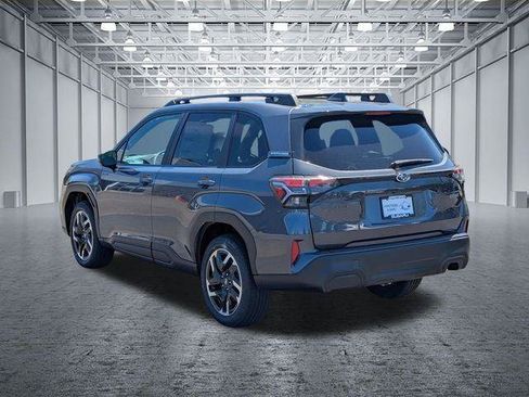 Used 2026 Subaru Forester Premium AWD/4WD image 3