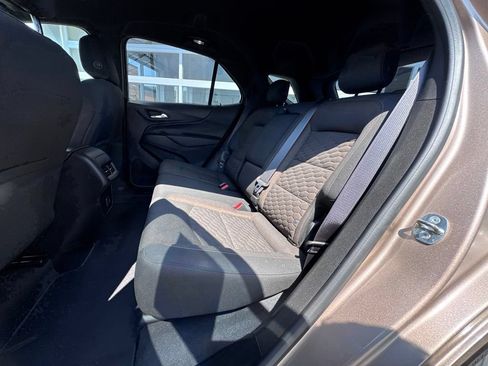 Used 2019 Chevrolet Equinox LT FWD image 34