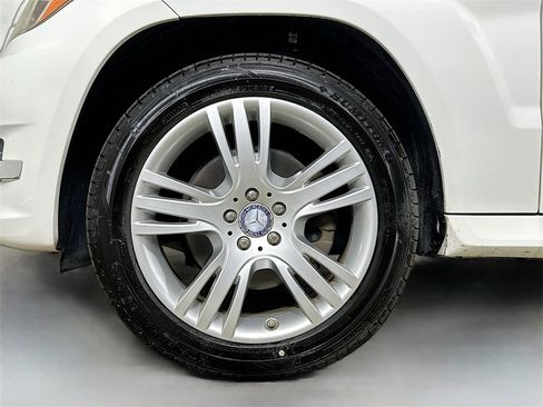 Used 2015 Mercedes-Benz GLK 350 2WD image 33