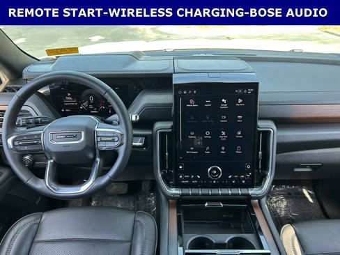 Used 2025 GMC Yukon Denali image 13