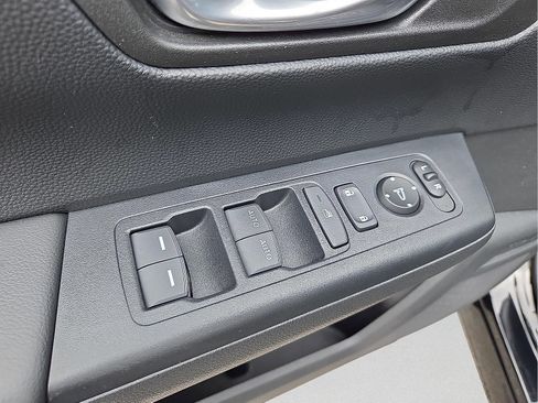 Used 2024 Honda CR-V EX image 15