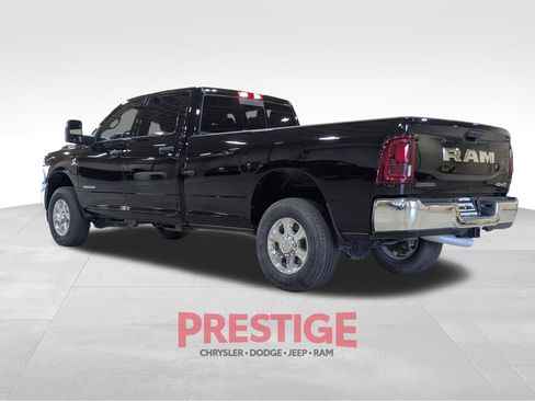 New 2025 RAM 3500 Big Horn AWD/4WD image 8