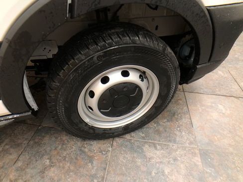 New 2026 Ford Transit 250 148 Medium Roof image 9