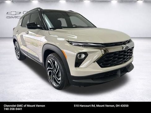 New 2026 Chevrolet TrailBlazer RS w/ Convenience Package FWD image 2