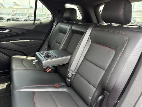 Used 2023 Chevrolet Equinox RS w/ RS Leather Package FWD image 29