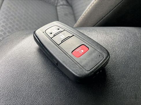 Used 2022 Toyota C-HR Nightshade image 14