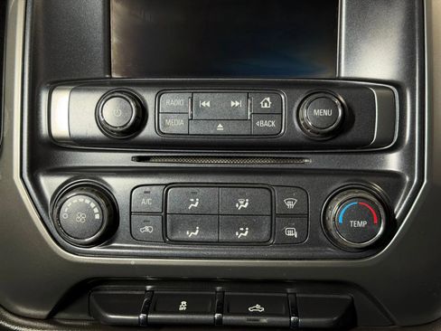 Used 2018 Chevrolet Silverado 1500 LT RWD image 27
