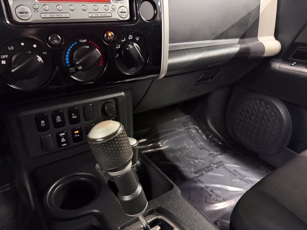 Used 2014 Toyota FJ Cruiser 4WD w/ Upgrade Package image 26
