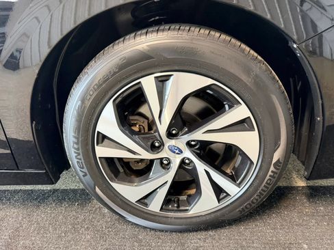 Used 2024 Subaru Legacy Premium AWD/4WD image 16