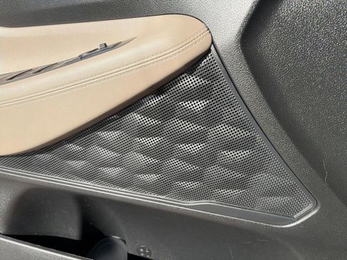 Used 2019 Hyundai Santa Fe SEL image 26