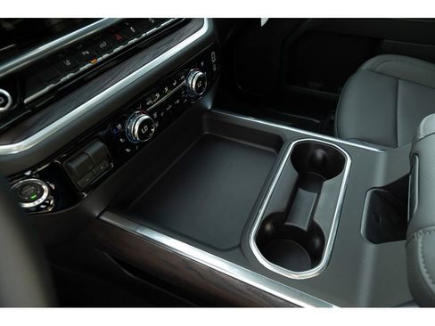 New 2026 GMC Sierra 2500 SLT AWD/4WD image 26