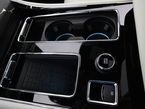 New 2026 Lincoln Aviator Black Label w/ Jet Appearance Package image 32