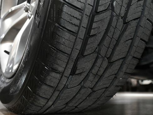 Used 2020 Dodge Challenger SXT image 70