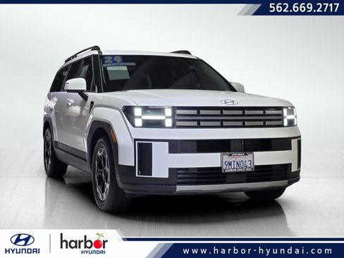 Used 2024 Hyundai Santa Fe SEL image 1