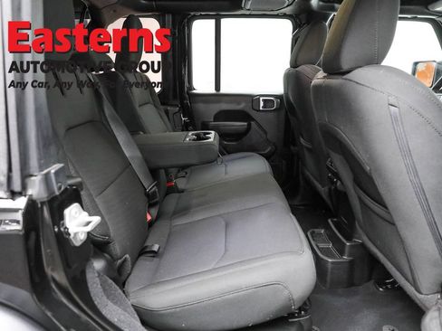 Used 2023 Jeep Wrangler Unlimited w/ Cold Weather Group AWD/4WD image 25