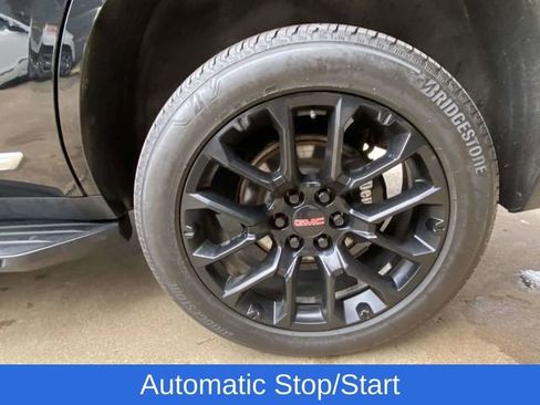 Used 2022 GMC Yukon Denali image 9