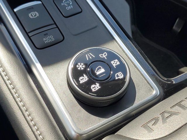 Certified 2023 Nissan Pathfinder SL AWD/4WD image 18