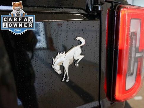 Used 2025 Ford Bronco Badlands image 13