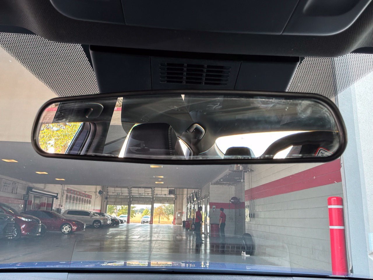 Used 2026 Toyota Camry SE FWD image 19