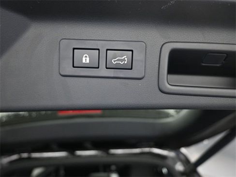 New 2025 Subaru Forester Limited image 27