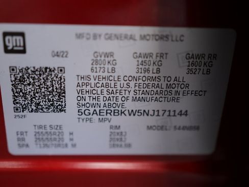 Used 2022 Buick Enclave Essence w/ Sport Touring Edition image 41