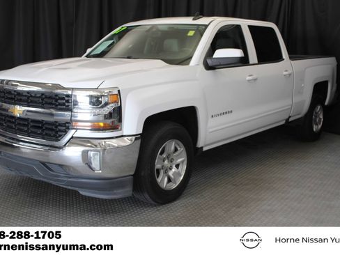 Used 2017 Chevrolet Silverado 1500 LT w/ All Star Edition RWD image 3
