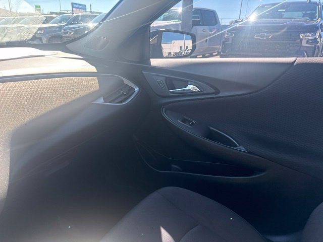 Used 2022 Chevrolet Malibu RS FWD image 27